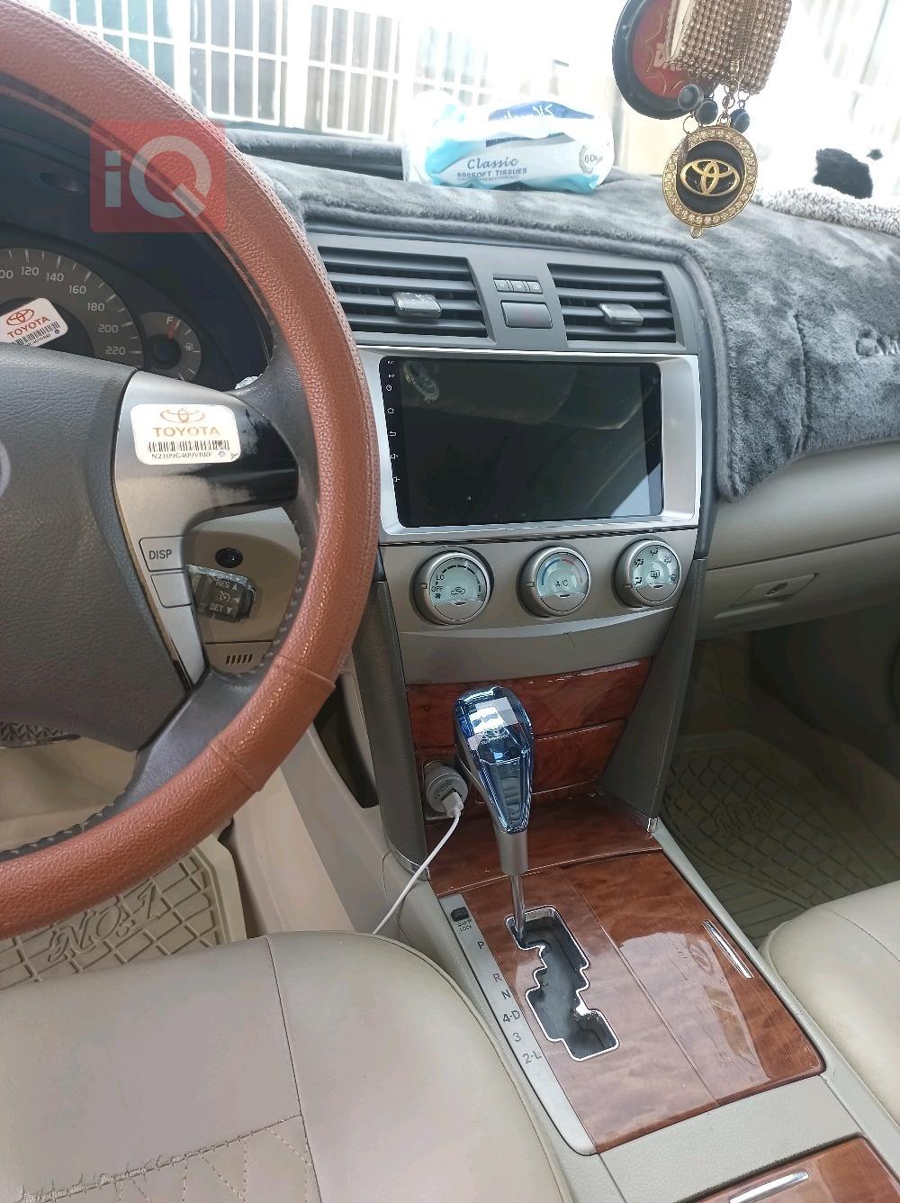 تۆیۆتا کامری